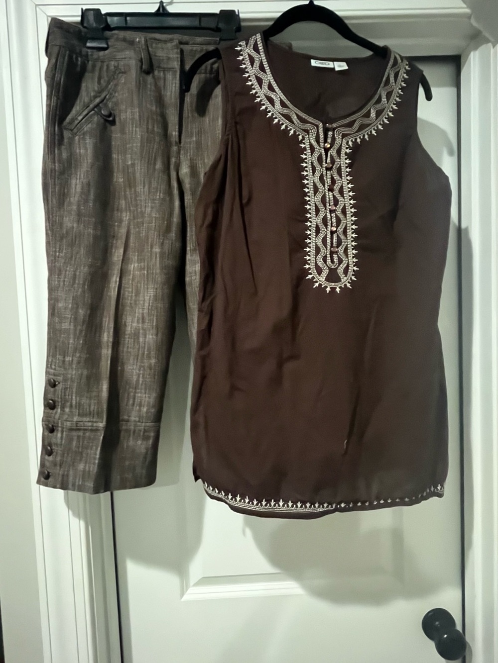 Cato Brown Sleeveless Tunic (L) with White Embroidery and coordinating pant (8).